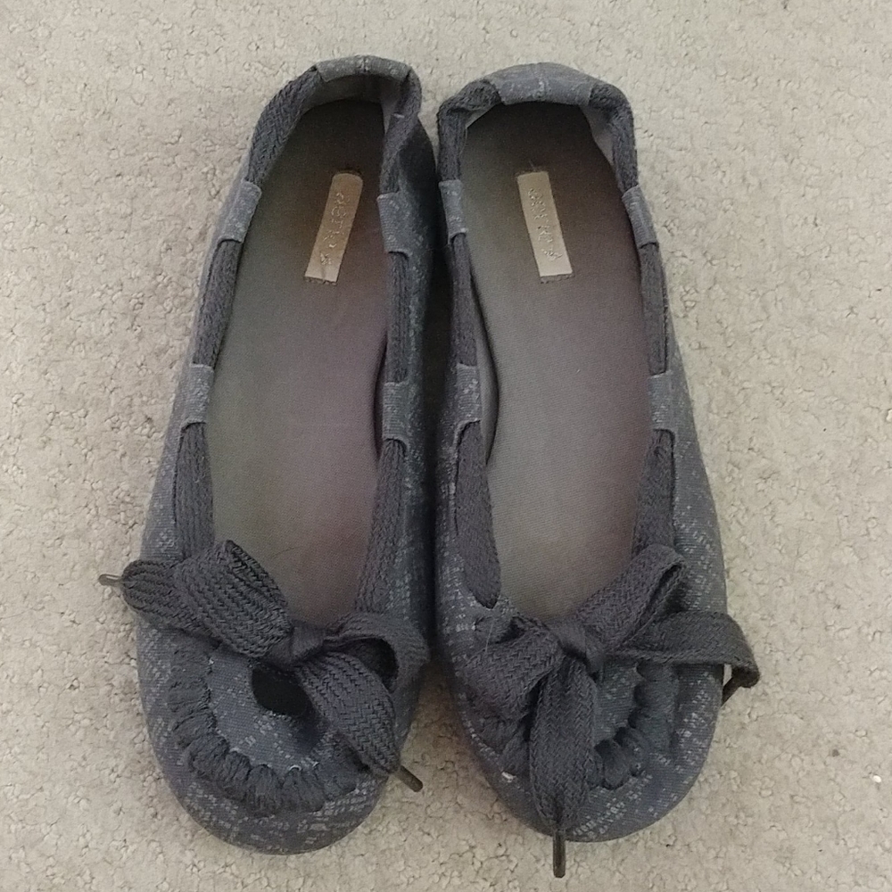 Aerie gray flats